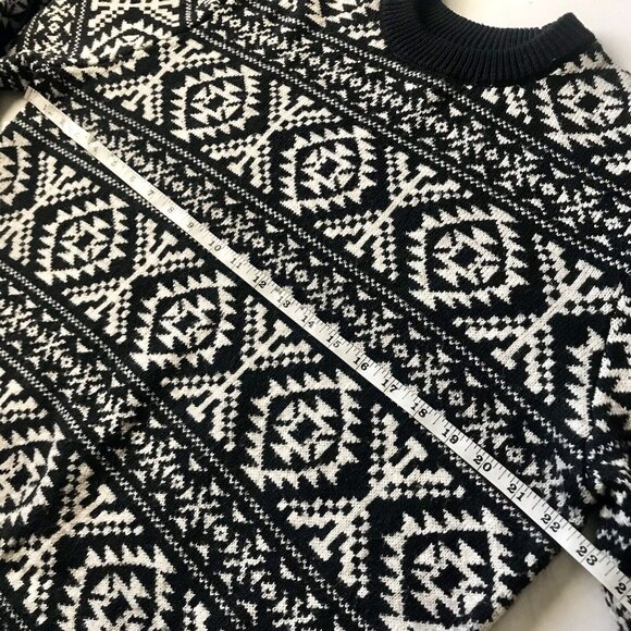 H&M Men's Knit Sweater‎ Size Medium Black White Wool Winter Holiday Fair Isle - Picture 4 of 6